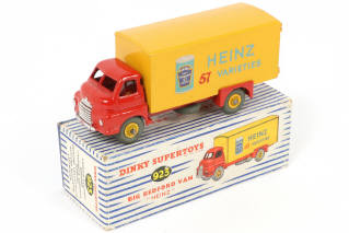 Lot 499 - DINKY TOYS (GB) (1)