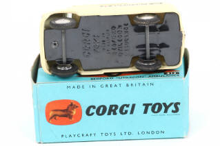 Lot 211 - CORGI TOYS (GB) (1)