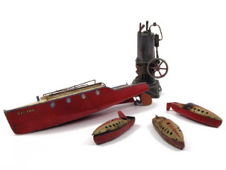 Lot 255 - DIVERS (5)