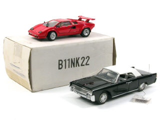 Lot 275 - FRANKLIN MINT (USA) (2)