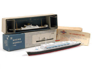 Lot 320 - MERCURY & WIKING (2)
