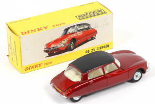 Lot 238 - DINKY TOYS (FRANCE) (1)