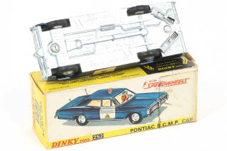 Lot 208 - DINKY TOYS (GB) (1)