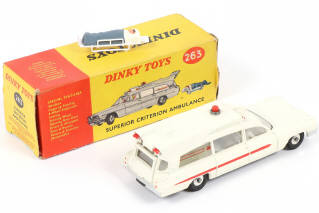 Lot 211 - DINKY TOYS (GB) (1)