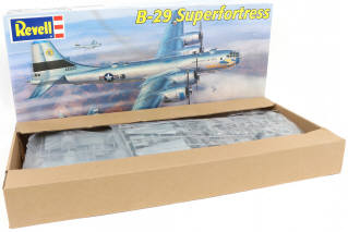 Lot 263 - REVELL (ALLEMAGNE) (2)