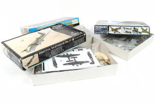 Lot 267 - DIVERS (9)