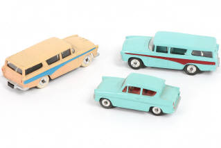Lot 222 - DINKY TOYS (GB) (3)
