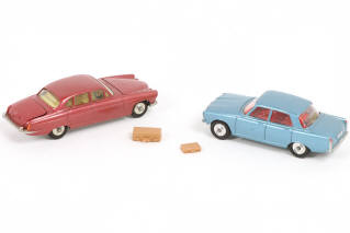 Lot 114 - CORGI TOYS (GB) (2)