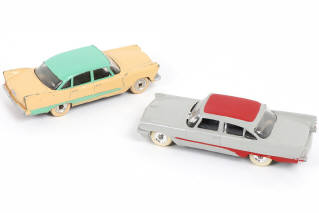 Lot 219 - DINKY TOYS (GB) (2)