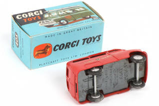 Lot 175 - CORGI TOYS (GB) (1)