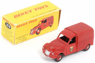 Lot 233 - DINKY TOYS (FRANCE) (1)
