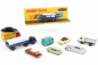 Lot 260 - DIVERS (11)