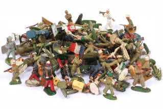 Lot 49 - DIVERS (100)