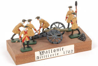 Lot 4 - DIVERS (1)
