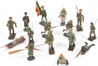 Lot 29 - DIVERS (15)