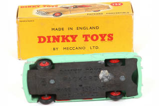 Lot 23 - DINKY TOYS (GB) (1)