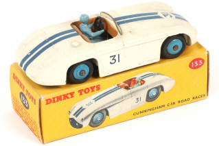 Lot 20 - DINKY TOYS (GB) (1)