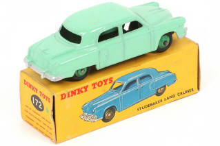 Lot 31 - DINKY TOYS (GB) (1)