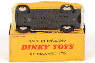 Lot 39 - DINKY TOYS (GB) (1)