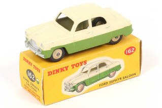 Lot 26 - DINKY TOYS (GB) (1)