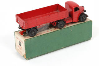 Lot 61 - DINKY TOYS (GB) (1)