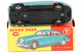 Lot 27 - DINKY TOYS (GB) (1)