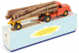 Lot 189 - DINKY TOYS (FRANCE) (1)