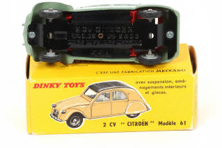 Lot 142 - DINKY TOYS (FRANCE) (1)