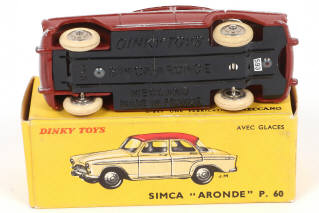 Lot 127 - DINKY TOYS (FRANCE) (1)