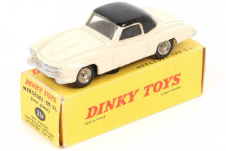 Lot 121 - DINKY TOYS (FRANCE) (1)