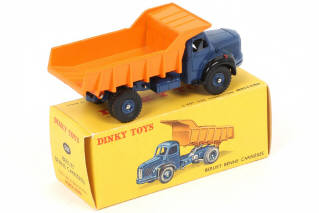 Lot 167 - DINKY TOYS (FRANCE) (1)