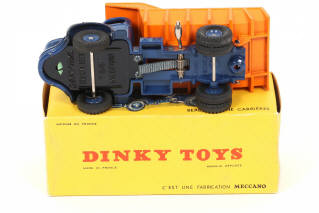 Lot 167 - DINKY TOYS (FRANCE) (1)
