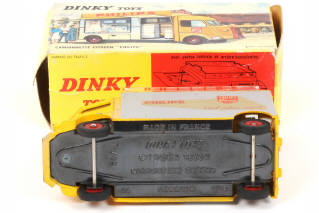 Lot 172 - DINKY TOYS (FRANCE) (1)