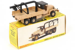 Lot 195 - DINKY TOYS (FRANCE) (1)