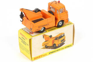 Lot 182 - DINKY TOYS (FRANCE) (1)