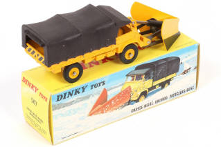 Lot 160 - DINKY TOYS (FRANCE) (1)