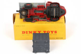 Lot 170 - DINKY TOYS (FRANCE) (1)
