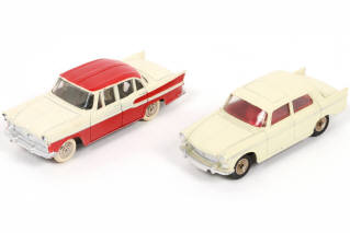 Lot 199 - DINKY TOYS (FRANCE) (2)