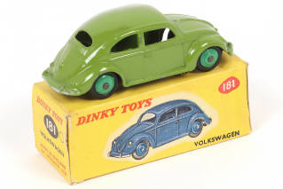 Lot 46 - DINKY TOYS (GB) (1)