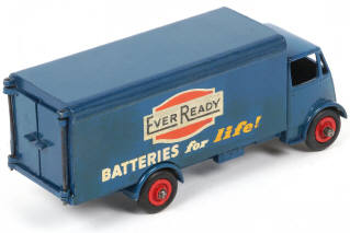 Lot 9 - DINKY TOYS (GB) (1)