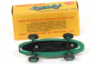 Lot 18 - DINKY TOYS (GB) (1)