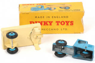 Lot 55 - DINKY TOYS (GB) (1)