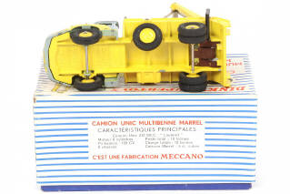 Lot 193 - DINKY TOYS (FRANCE) (1)