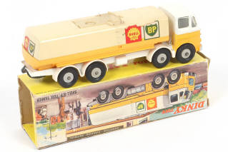 Lot 63 - DINKY TOYS (GB) (1)