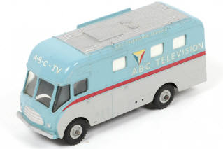 Lot 13 - DINKY TOYS (GB) (1)