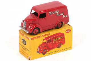Lot 56 - DINKY TOYS (GB) (1)