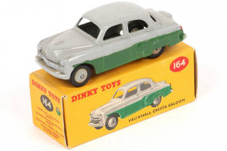 Lot 29 - DINKY TOYS (GB) (1)