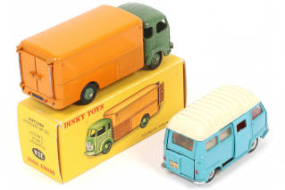 Lot 211 - DINKY TOYS (FRANCE) (2)