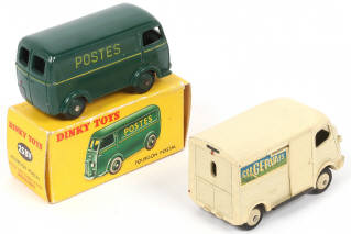 Lot 210 - DINKY TOYS (FRANCE) (2)