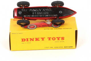 Lot 113 - DINKY TOYS (FRANCE) (1)
